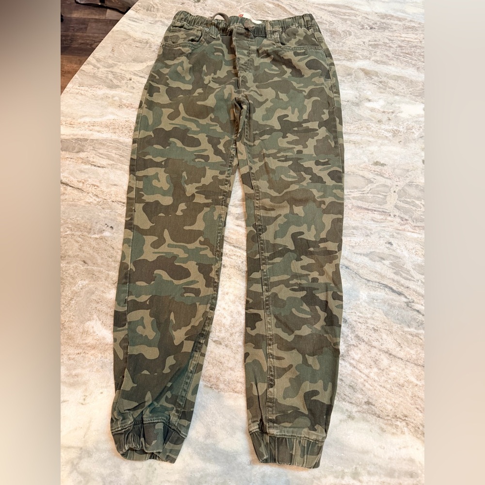 LEVI’S Boys Camo Jogger Pants Size 16 Green Camouflage